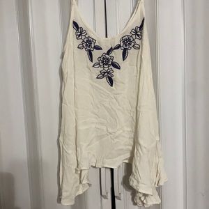 White shark bite gauze tank top with blue embroider